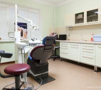Стоматологический центр Дантистофф на улице Винокурова Фотография 2